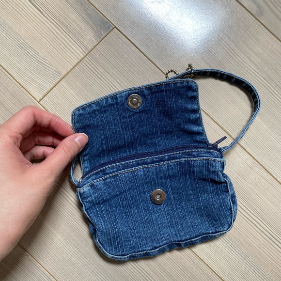 FREE | y2k Blue Denim Floral Mini Purse - Picture 2 of 5